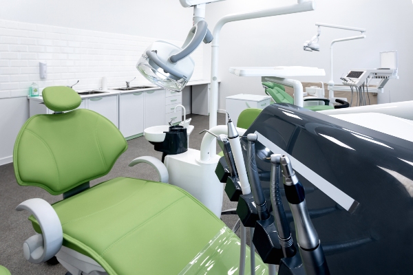 Why Visiting A Dental Practice Is Crucial To Address The Source Of Oral Health Issues